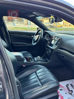 کرایسلەر 300